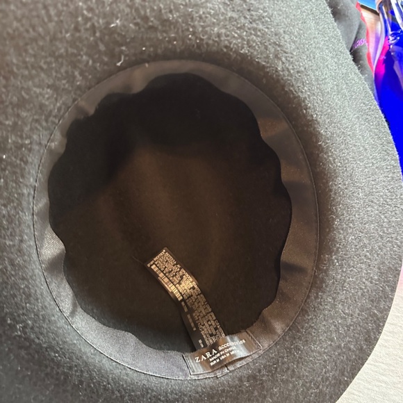 HAT - Picture 2 of 2